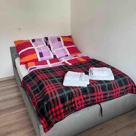 Ferienwohnung Outletcity Metzingen Metzingen  Kültér fotó
